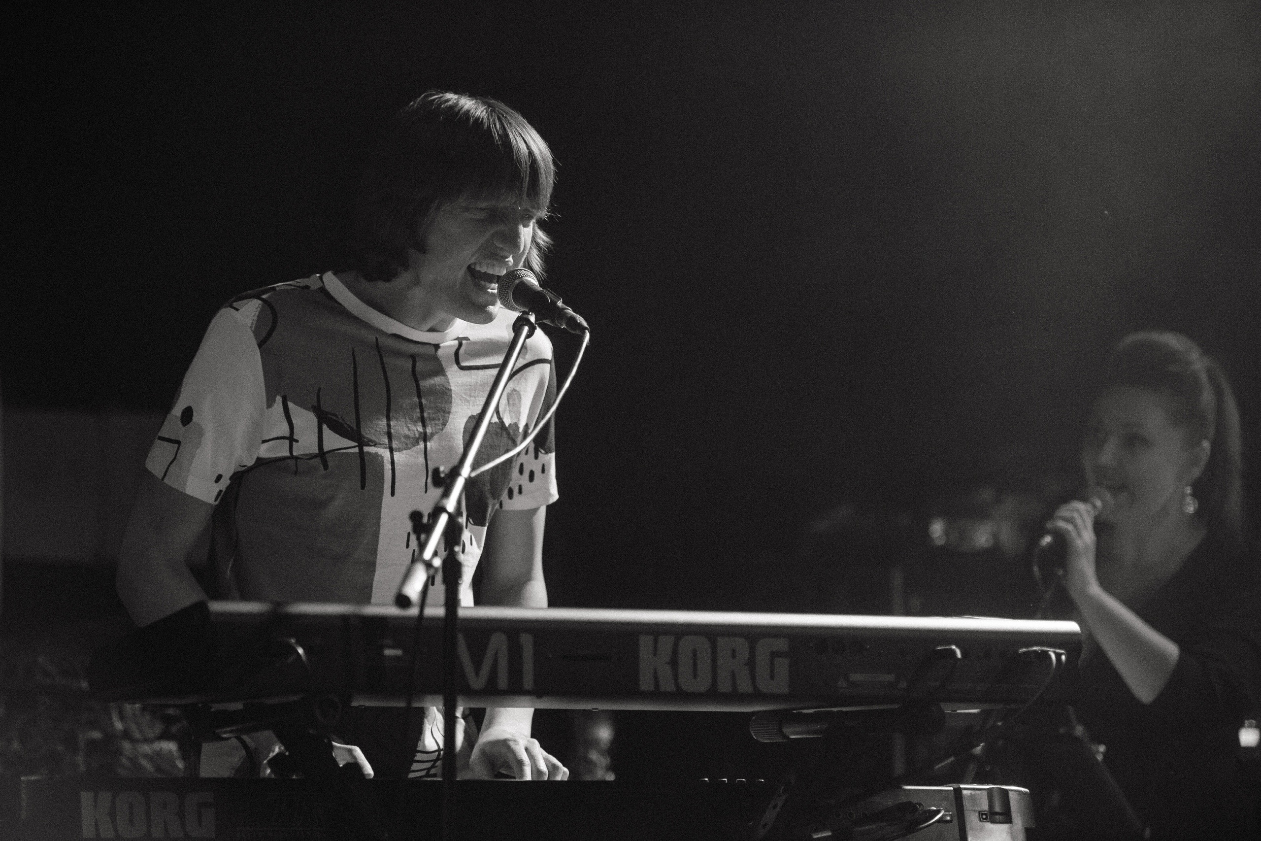 Queen лучшие хиты с симфоническим оркестром. One Vision