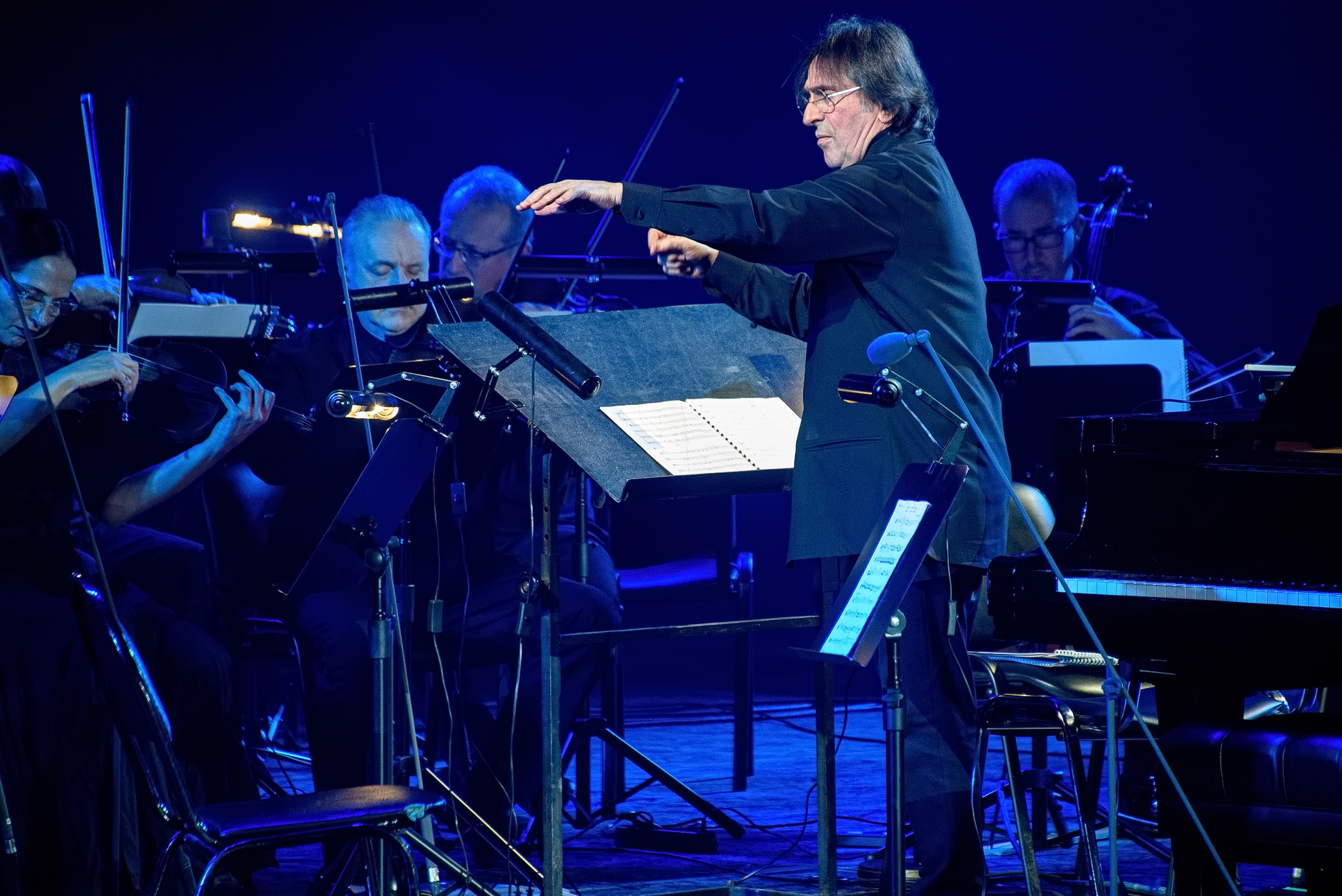 Чехов. 5 пудов любви, 22 несчастья, 33 истерики, минус 3 сестры