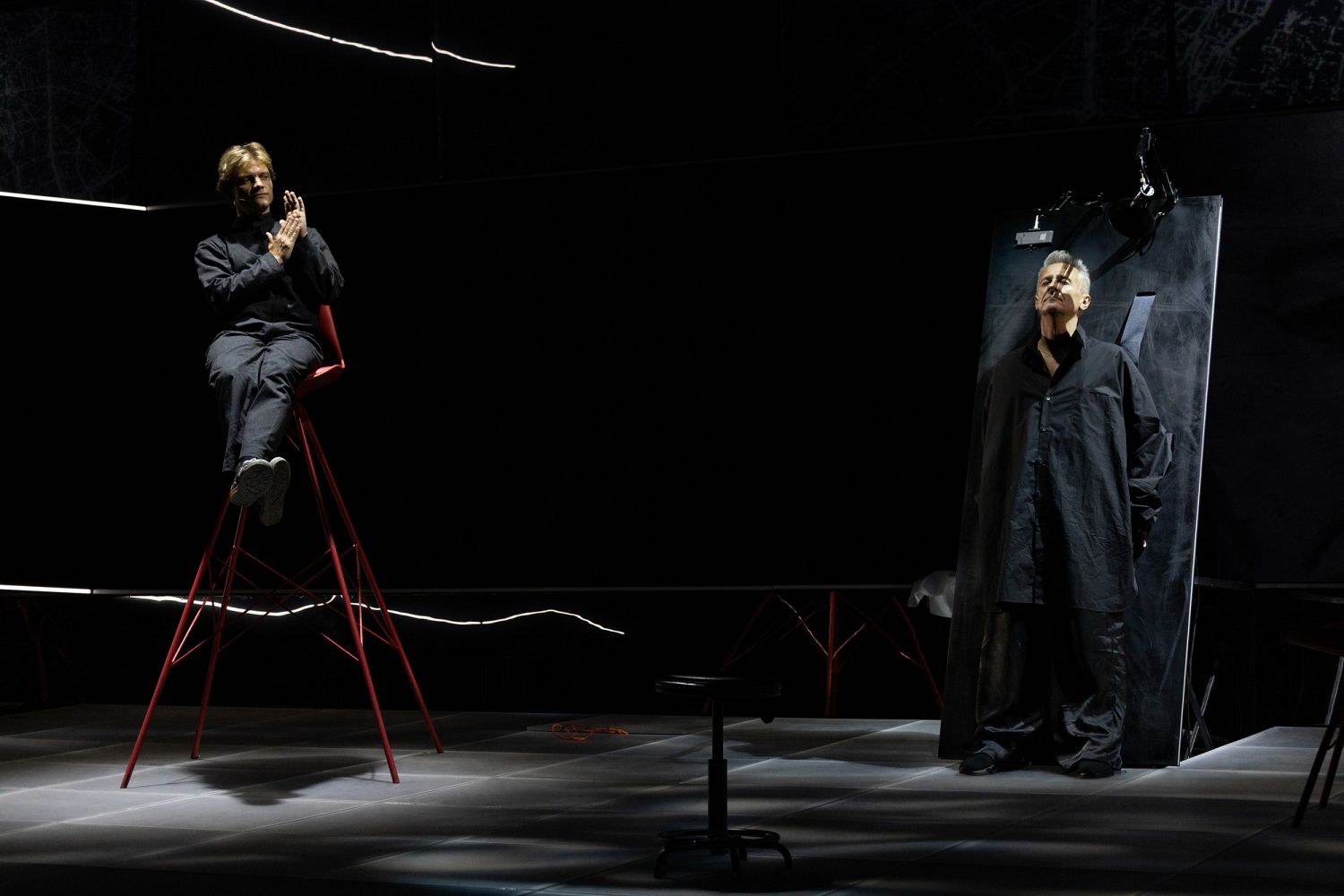 Комната адлера