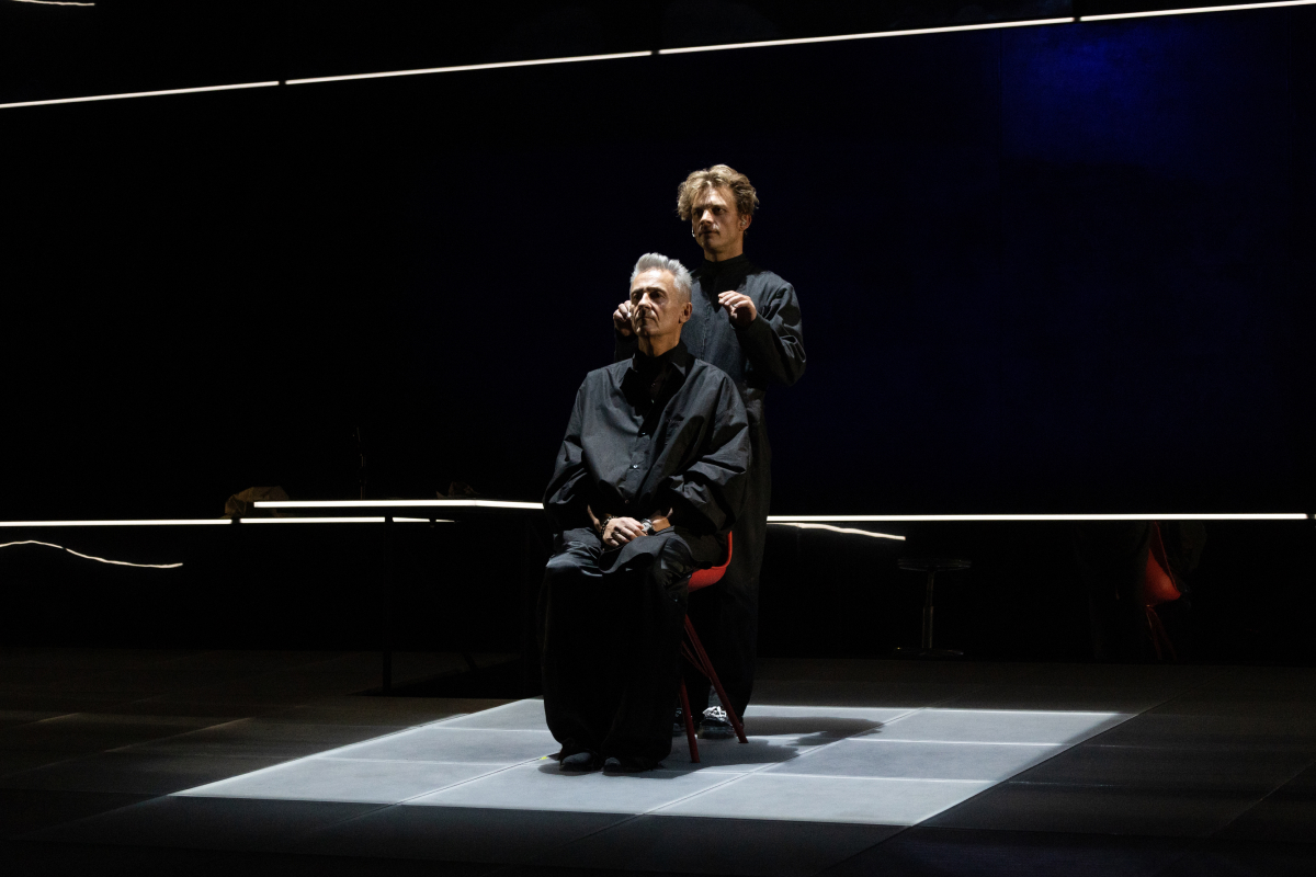 Комната адлера