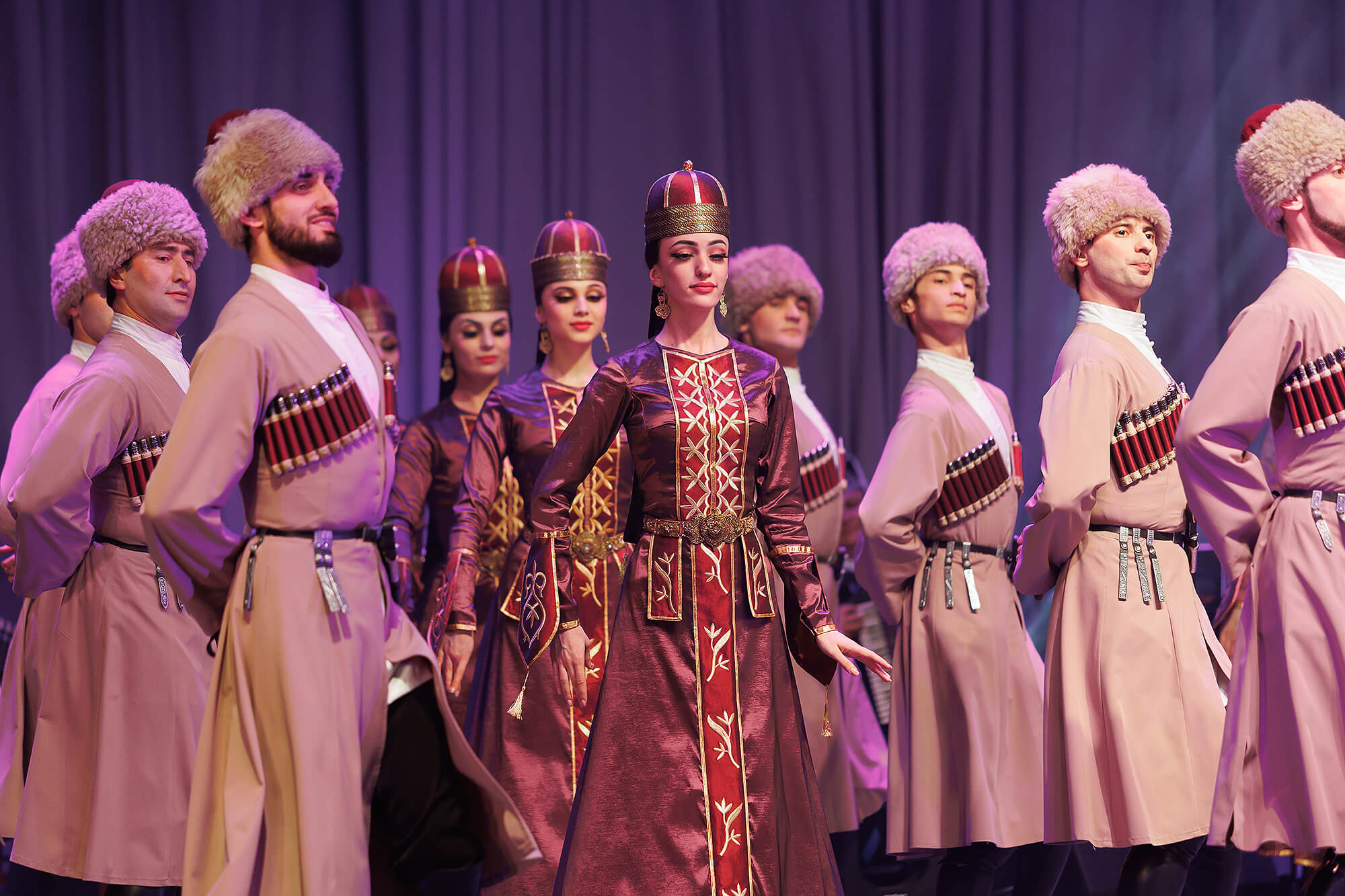 Служебный роман